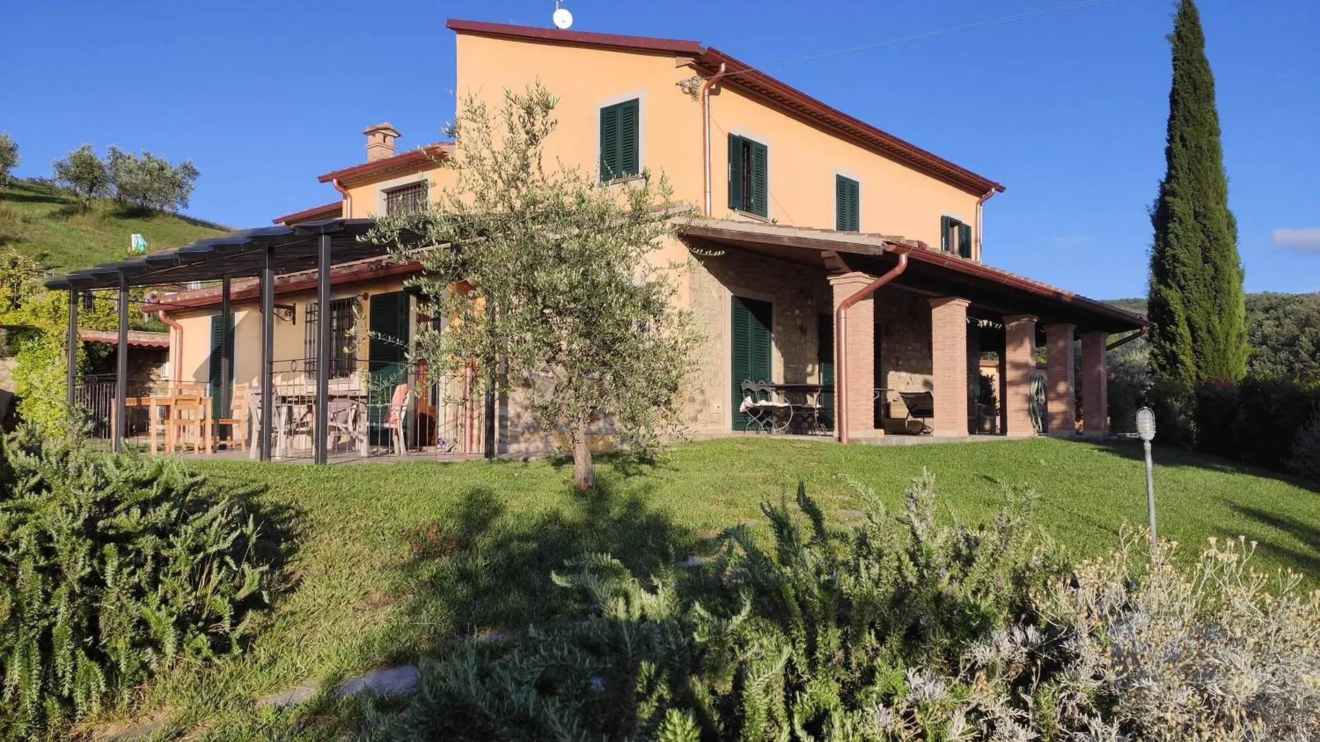 Cintoia, Tuscany Beautiful Villa With Private Pool Santa Luce Italy