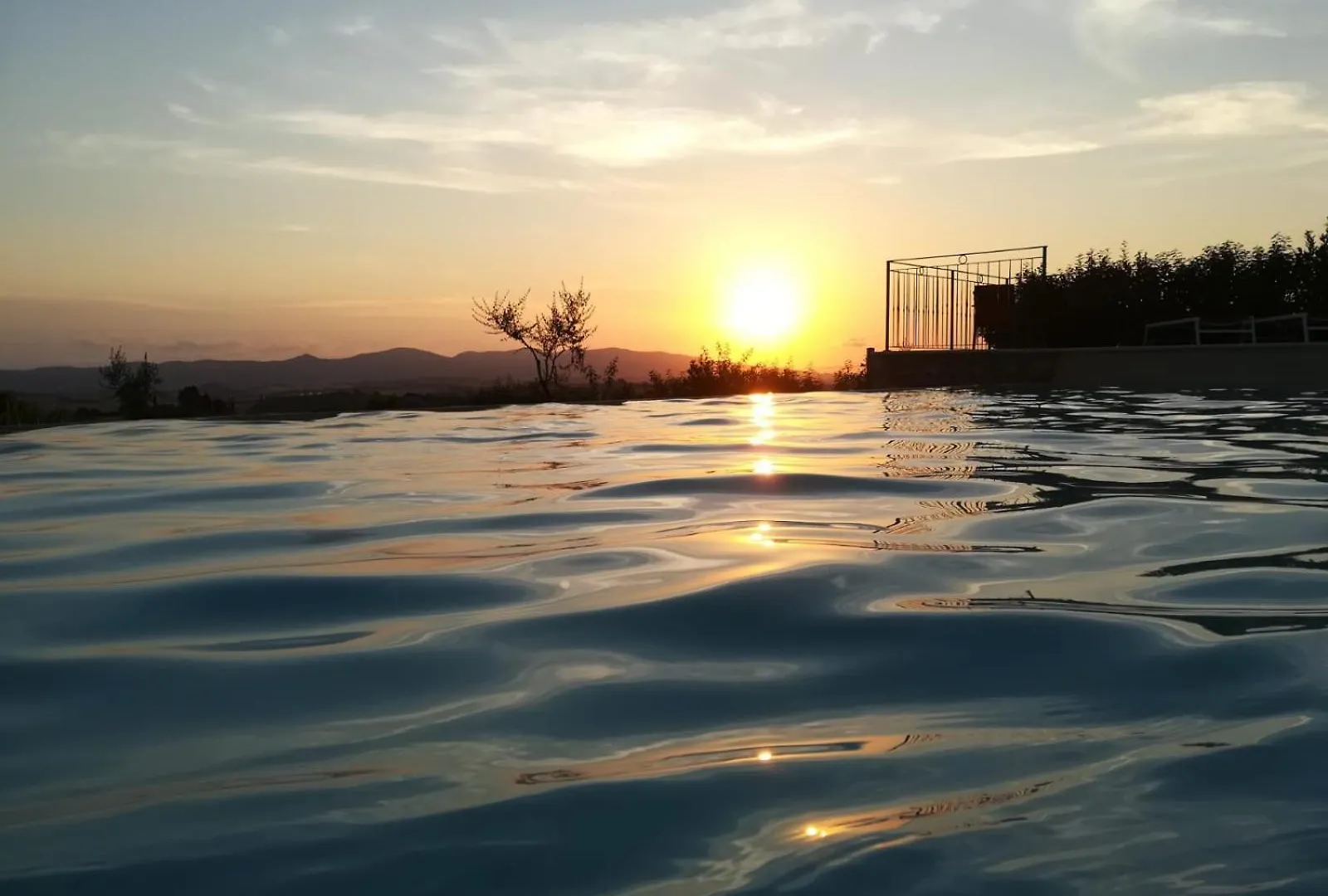 Cintoia, Tuscany Beautiful Villa With Private Pool Santa Luce Holiday home