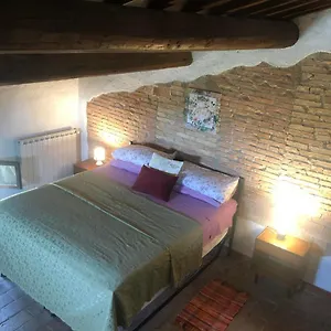 With Panoramic Vista Bed & Breakfast